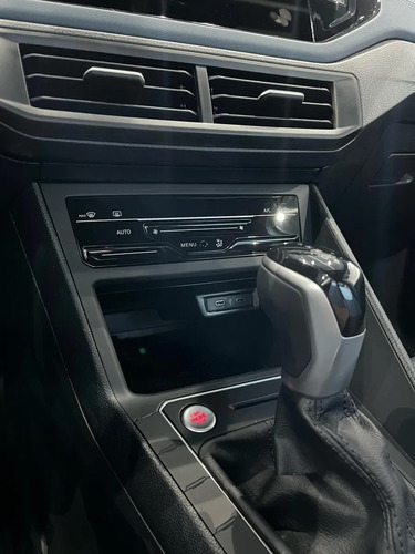 Volkswagen Nivus 1.0 Tsi 200 Outfit