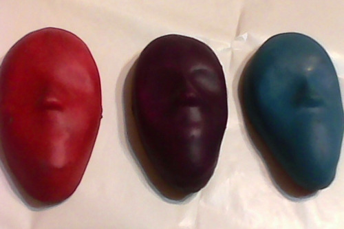 Set De 3 Mascaras Artesanales En Masilla Epoxi Alto: 10 Cm.