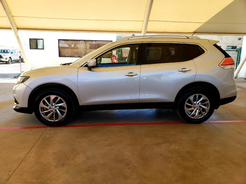 Imagen 7 de 14 de Nissan X-trail Exclusive