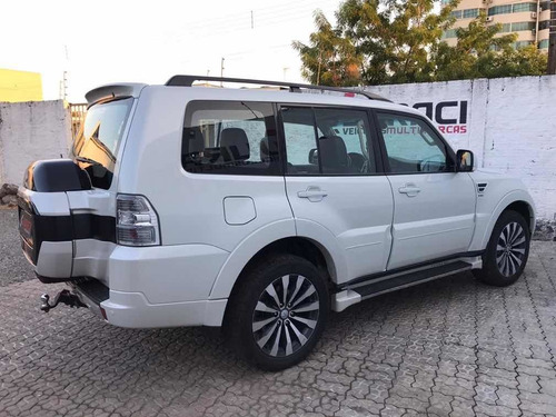 Mitsubishi Pajero Full 2019 3.2 Hpe Aut. 5p