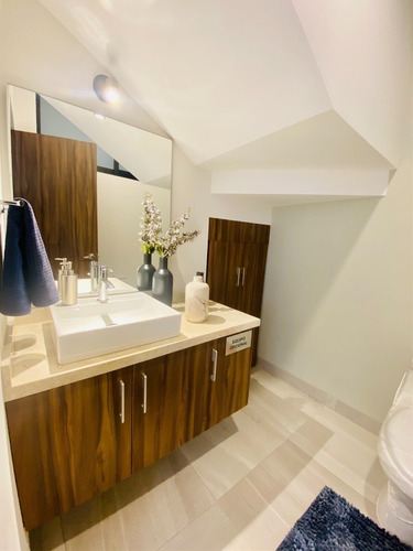 Imagen 4 de 23 de Casa Nueva Centrica En Venta En Queretaro