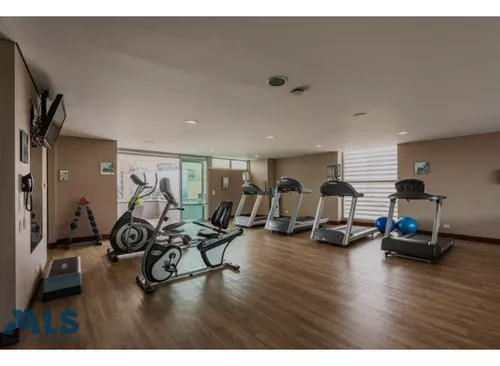Apartamento Ideal De 2 Alcobas En La Milla De Oro(mls#254017)