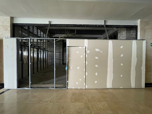Imagen 3 de 7 de Se Alquila Local Comercial 150m² Cerro Verde