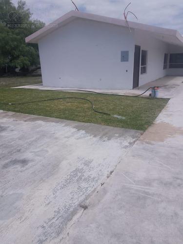 Quinta En Venta En Salinas Victoria