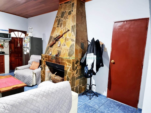 Imagen 4 de 21 de Colonia Del Sacramento- Casa De 2 Dormitorio Con Buen Parque