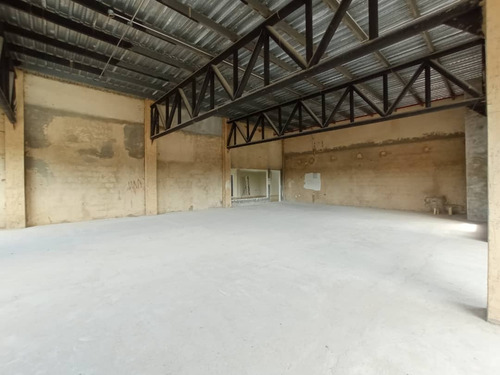 Imagen 3 de 10 de Local En Alquiler C.c. Macarena Plaza - La Cruz (3489-32)