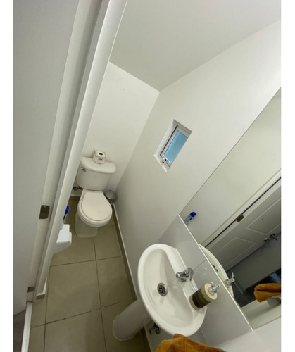 Propiedad Completamente Remodelada, Gran Oportunidad, Estanc