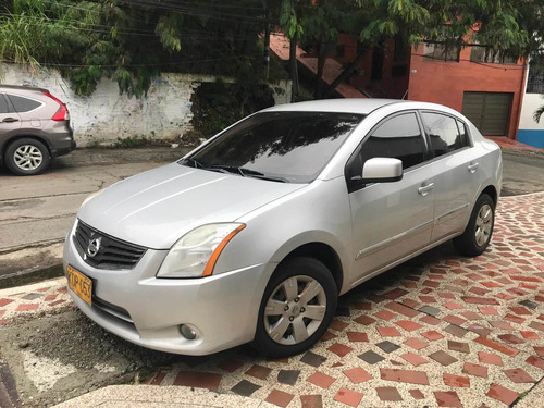 Nissan Sentra 2.0