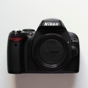 Camera Nikon D40 Com Lente Profissional 18-55mm