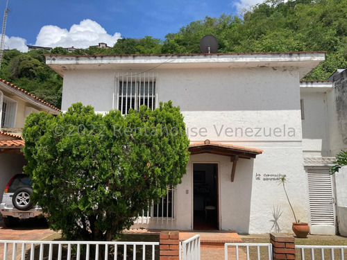 En Venta Acogedora Casa Colinas De La California 