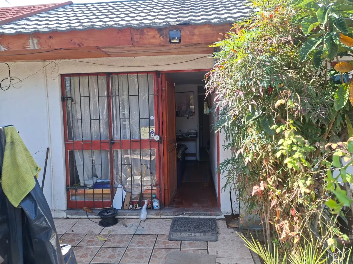 Imagen 4 de 23 de Vendo 2 Casas En La Reina En Tranquilo Pasaje Con Plazuela