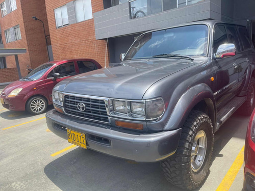 Toyota Burbuja 4.5 Autana Fzj80