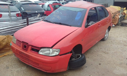 Imagem 4 de 7 de Sucata Seat Cordoba 1.6 Sr - Motor, Caixa, Suspensão, Acess