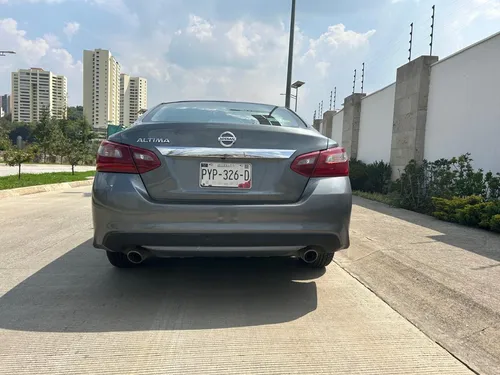Nissan Altima 2.5 Sense Cvt