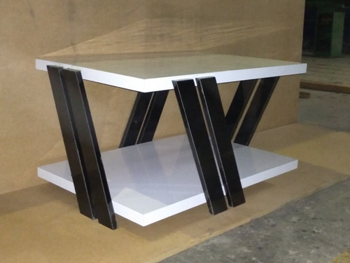 Imagen 2 de 7 de Mesa De Centro Moderna
