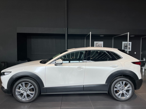 Cx30 Grand Touring Hibrido Ligero/2026/ms