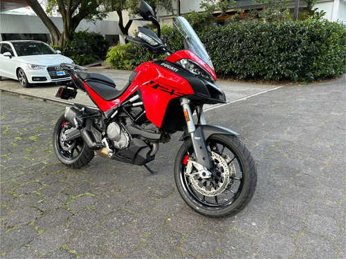 Ducati Multistrada V2s Año 2022. Kms: 11,000