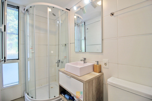 Venta 4 Monoambientes Con Renta 6% En Tres Cruces