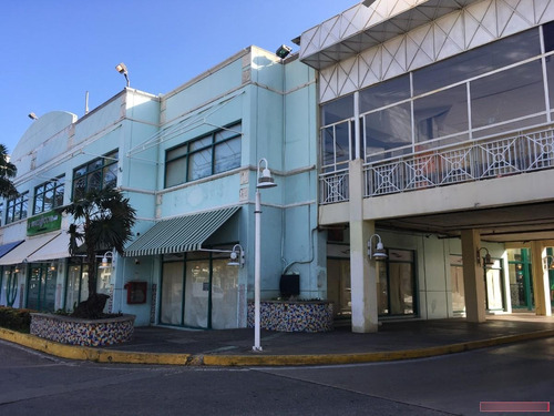 Precio Negociable Venta Local Comercial En Rattan Plaza Ic-00086