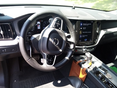 Imagen 5 de 7 de Volvo Xc60 R-design. Awd