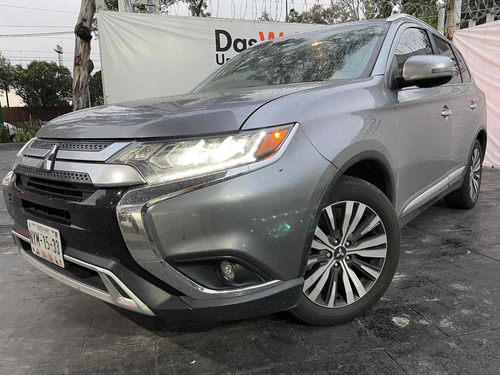 Imagen 1 de 15 de Mitsubishi Outlander 2.4 Se Plus Cvt 2019