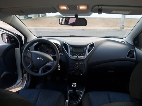 Hyundai Hb20 2014 1.6 Comfort Flex 5p