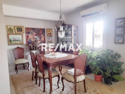 Re/max Acción - En Venta Apartamento En Conjunto Residencial Coro Estado Falcón