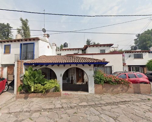 Casa En Cjon. Del Estribo, Col. Rincón Colonial, Atizapán, Edomex (jr10)