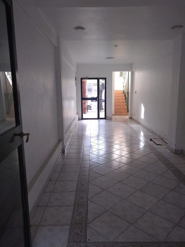 Imagen 5 de 9 de Departamento 2 Ambientes En Moron