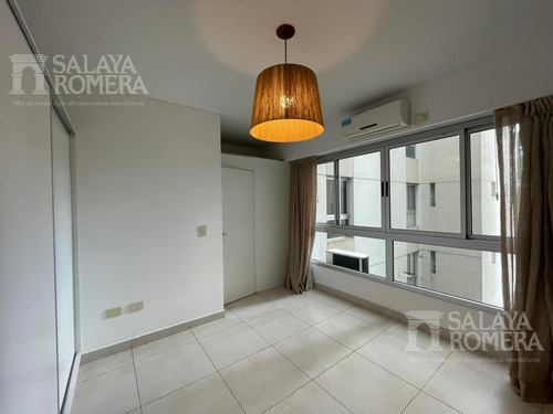 Departamento En Olivos, En Venta 2 Ambientes 59mts Cochera