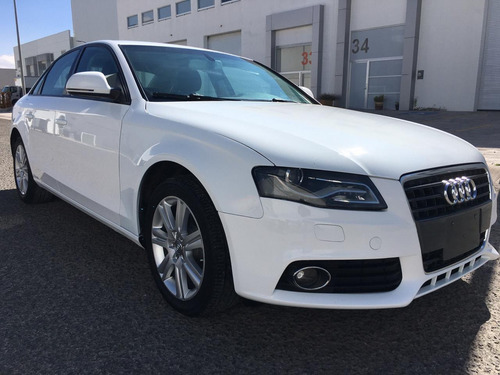Imagen 2 de 15 de Audi A4 1.8 T Luxury S-tronic Quattro Dsg 2009