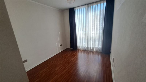 Excelente Depto , 3 Dormitorios , 2 Baños , Pleno Centro .
