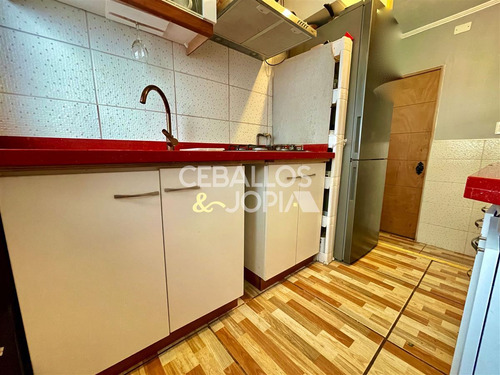 Casa En Venta De 7 Dorm. En Quilpué