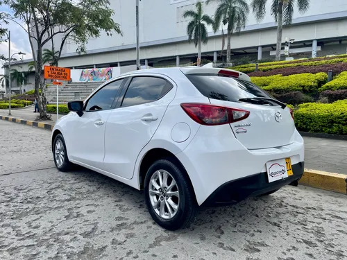 Mazda 2 Sport 1.5 Touring Mt