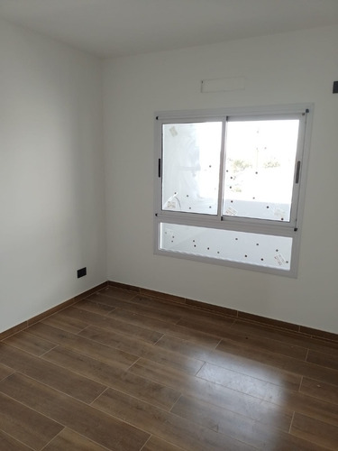 Departamento Estrenar 3 Amb. C/terraza Propia-gral. Mosconi 1446 - L.del Mirador
