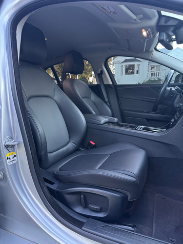 Jaguar Xe 25t Se