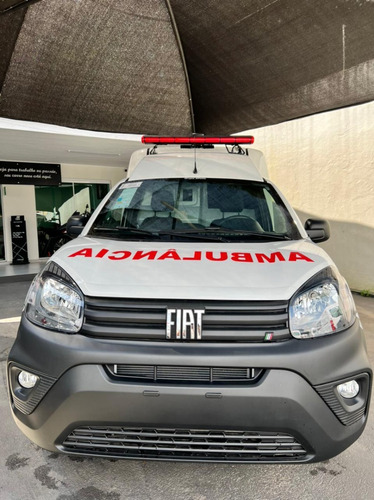 Imagem 4 de 15 de Fiat Fiorino Endurance Ambulancia