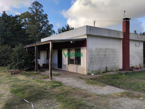 Venta Chacra 3,5 Htas Casa 3 Dormitorios 1 Baño Cocina Impecable