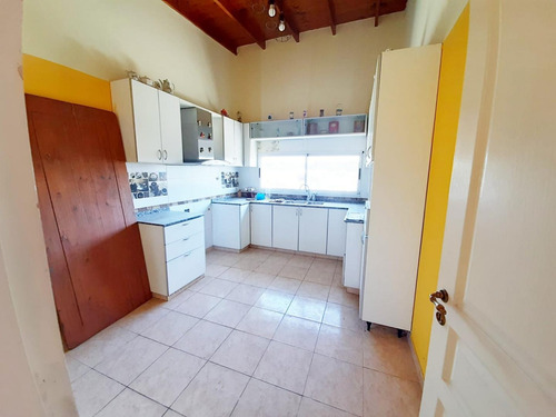 Imagen 3 de 11 de Venta Casa En Barrio Cerrado