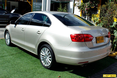 Imagen 6 de 25 de Volkswagen 2.5 New Jetta Comfortline