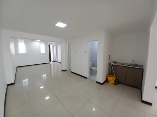 Local En Arriendo En Primer Piso En La Av Santander/manizales (279062295).