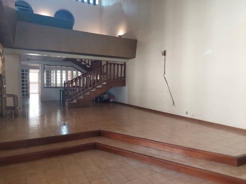Imagen 4 de 5 de Venta Casa Urb. Rio Viejo Lecheria