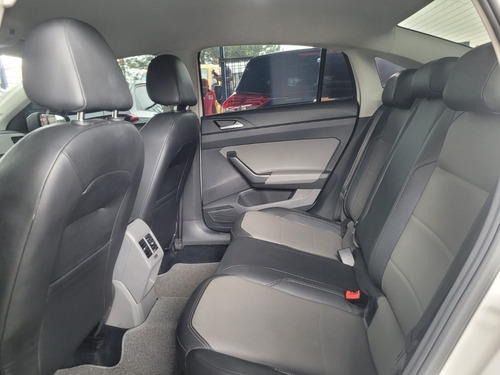 Volkswagen Virtus 1.0 Highline 200 Tsi Aut. 4p