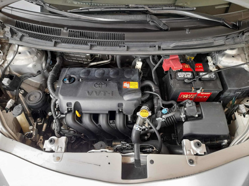 Imagen 11 de 13 de Toyota Yaris 2011 1.5 Sedan Core Aa At