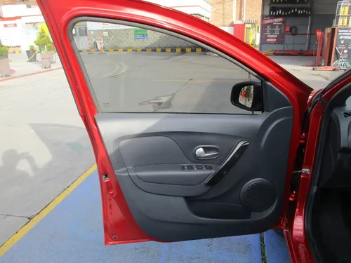 Renault Sandero Zen 1600cc Mt Aa