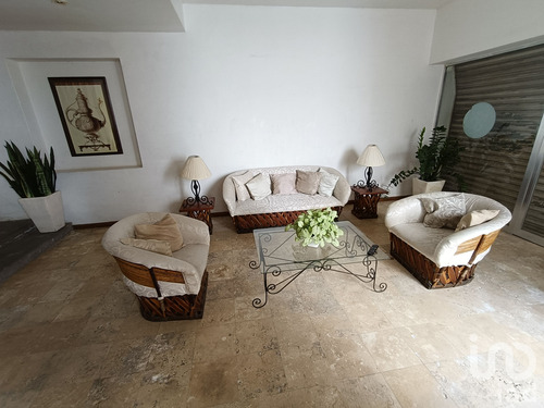 Venta Bodega 7 Ambientes Colima Centro