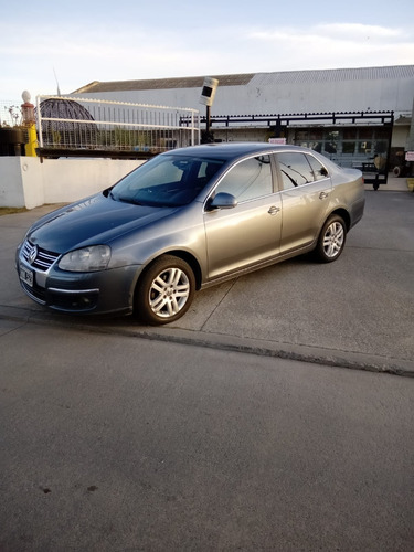 Imagen 4 de 9 de Volkswagen Vento 1.9 Td Luxury