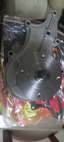 Bomba De Agua Toyota Hilux 2000