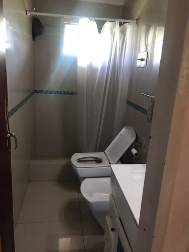Alquiler Tres Ambientes Departamento - Moron Sur