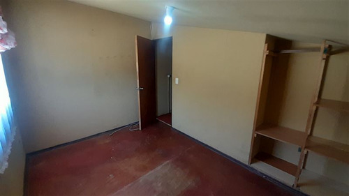 Casa En Venta De 2 Dormitorios En Padre Hurtado